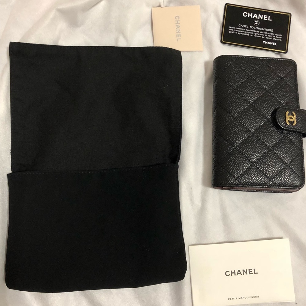 USED Authentic Chanel Black Caviar L-Zip Wallet